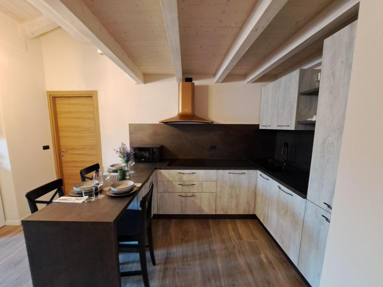 La Via Dei Castelli Apartments Tassullo Bagian luar foto